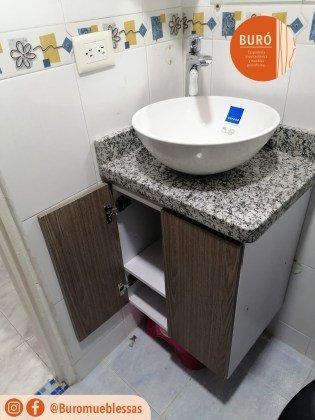 Mueble baño flotante puertas 4.2.jpg